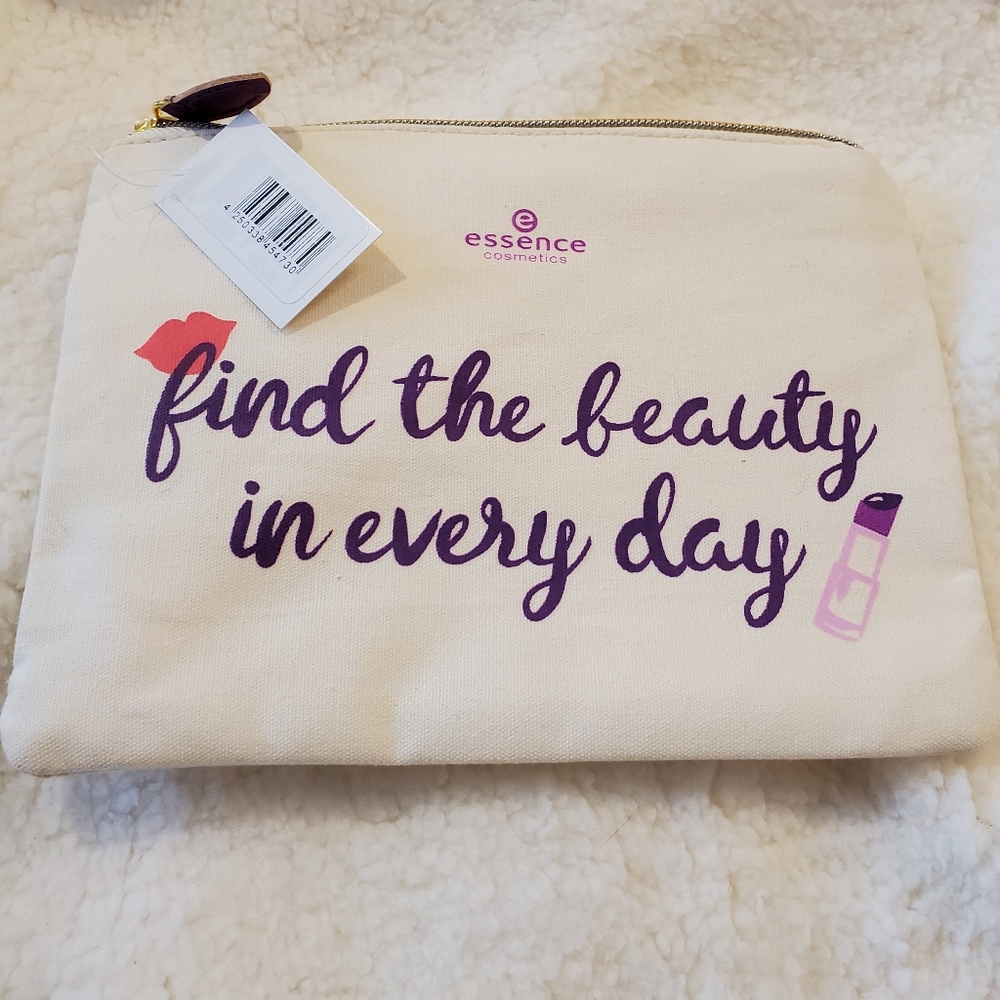 NEW Essence Cosmetics Makeup Bag NWT - Picture 3 of 5
